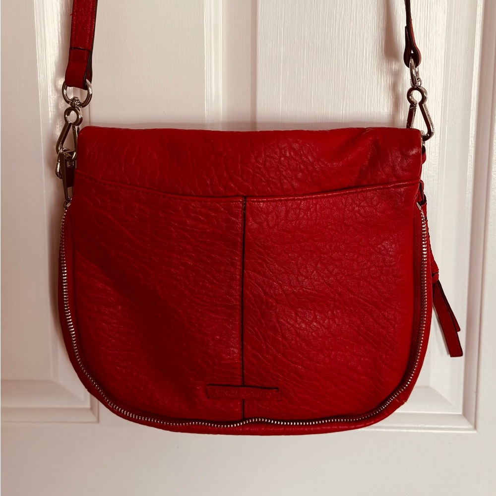 Vince Camuto Crossbody Bag Purse Scarlet Red 100% Genuine Leather Pockets Galore - Picture 2 of 13